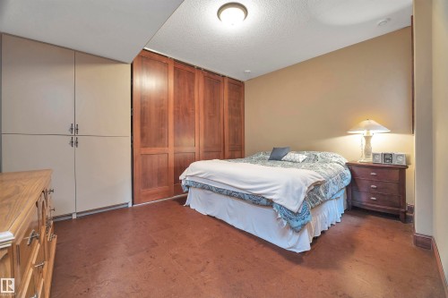 148 Windermere Crescent, Edmonton, AB - Indoor Photo Showing Bedroom