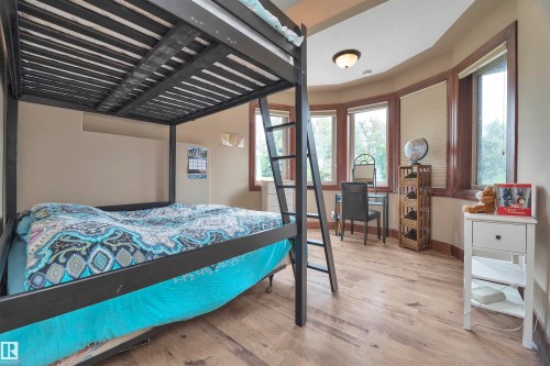 148 Windermere Crescent, Edmonton, AB - Indoor Photo Showing Bedroom
