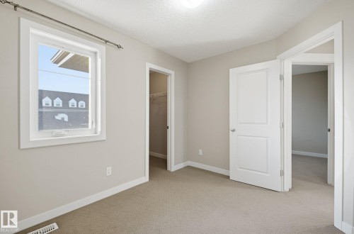 4060 Morrison Wy, Edmonton, AB - Indoor Photo Showing Other Room
