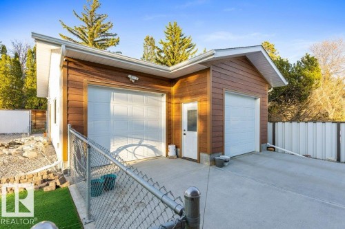 13708 Buena Vista Road, Edmonton, AB - Outdoor With Exterior