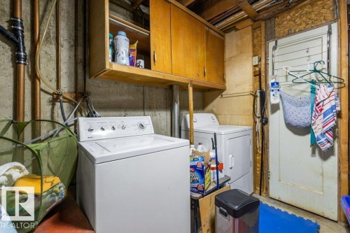 13708 Buena Vista Road, Edmonton, AB - Indoor Photo Showing Laundry Room