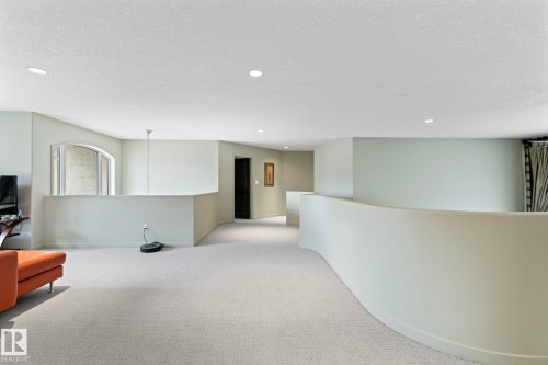 473 Heffernan Drive, Edmonton, AB - Indoor