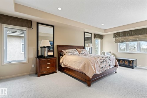 473 Heffernan Drive, Edmonton, AB - Indoor Photo Showing Bedroom