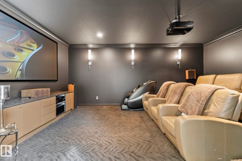 473 Heffernan Drive, Edmonton, AB - Indoor Photo Showing Other Room