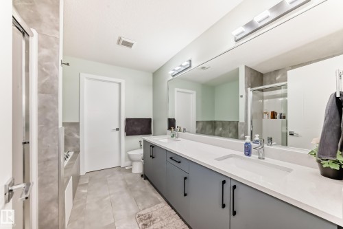 3621 41 Avenue, Beaumont, AB - Indoor Photo Showing Bathroom