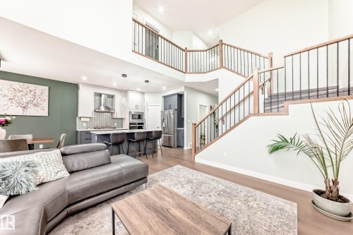 3621 41 Avenue, Beaumont, AB - Indoor Photo Showing Living Room