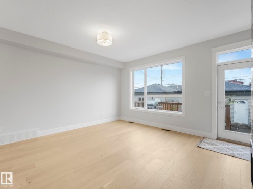 9311 152 Street, Edmonton, AB - Indoor