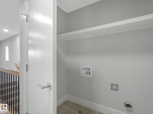 9311 152 Street, Edmonton, AB - Indoor Photo Showing Bathroom