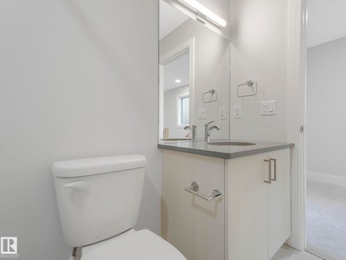 9311 152 Street, Edmonton, AB - Indoor Photo Showing Bathroom