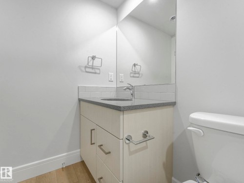 9311 152 Street, Edmonton, AB - Indoor Photo Showing Bathroom