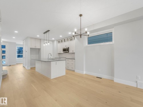 9311 152 Street, Edmonton, AB - Indoor Photo Showing Kitchen