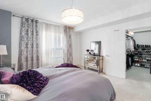 504 10028 119 Street, Edmonton, AB - Indoor Photo Showing Bedroom