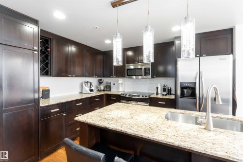 504 10028 119 Street, Edmonton, AB - Indoor Photo Showing Kitchen With Double Sink With Upgraded Kitchen
