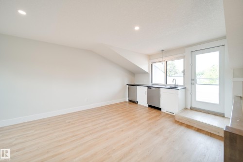 14005 105 Avenue, Edmonton, AB - Indoor With Fireplace