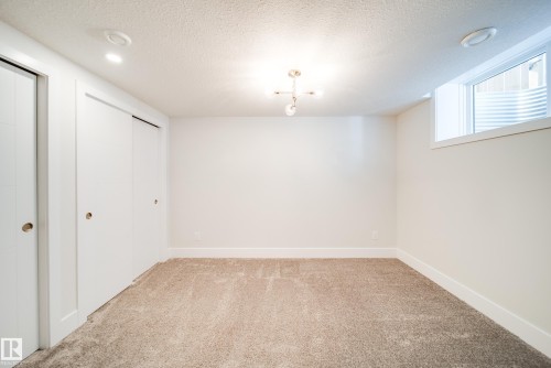 14005 105 Avenue, Edmonton, AB - Indoor Photo Showing Other Room