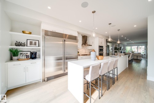 14005 105 Avenue, Edmonton, AB - Indoor