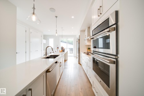 14005 105 Avenue, Edmonton, AB - Indoor Photo Showing Kitchen With Double Sink With Upgraded Kitchen