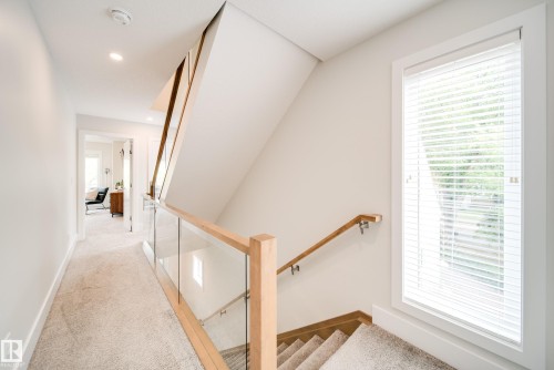 14005 105 Avenue, Edmonton, AB - Indoor Photo Showing Other Room