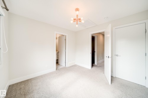 14005 105 Avenue, Edmonton, AB - Indoor Photo Showing Other Room