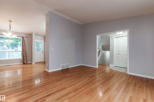 1511 109 Street, Edmonton, AB - Indoor Photo Showing Other Room