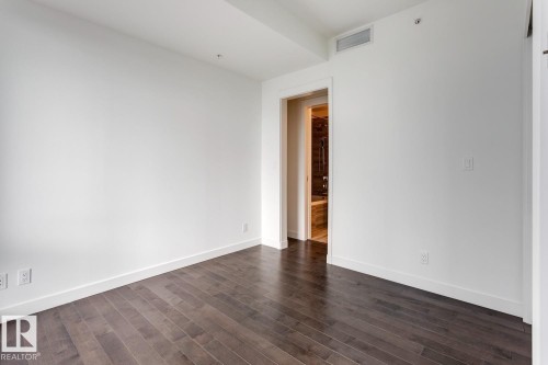 3307 10360 102 Street, Edmonton, AB - Indoor Photo Showing Other Room