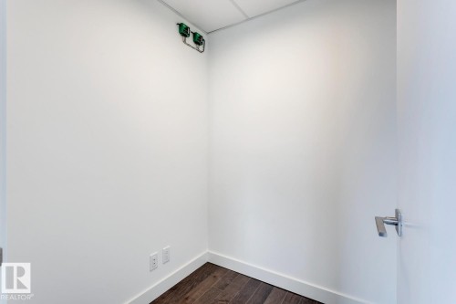 3307 10360 102 Street, Edmonton, AB - Indoor Photo Showing Other Room