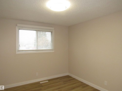11407 134A Avenue, Edmonton, AB - Indoor Photo Showing Other Room