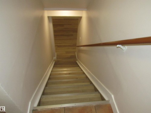 11407 134A Avenue, Edmonton, AB - Indoor Photo Showing Other Room