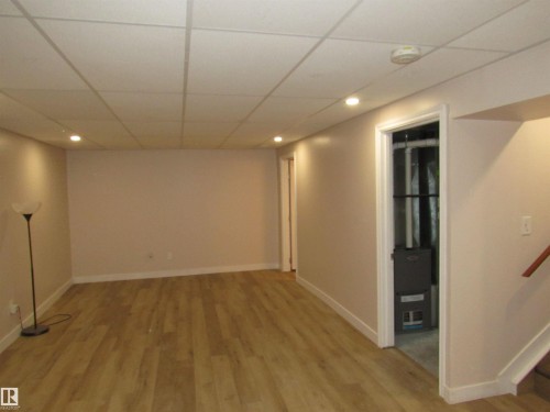 11407 134A Avenue, Edmonton, AB - Indoor Photo Showing Other Room