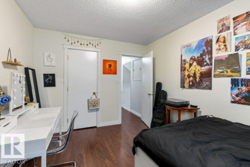 11 Louisbourg Place, St. Albert, AB - Indoor Photo Showing Bedroom