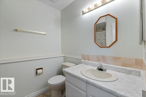 11 Louisbourg Place, St. Albert, AB - Indoor Photo Showing Bathroom