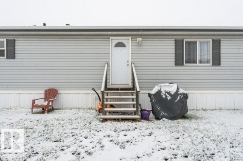 Entrance to property - 1637 68 Avenue, Edmonton, AB - Outdoor With Exterior