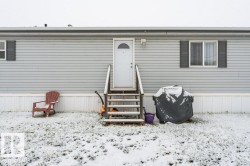 Entrance to property - 