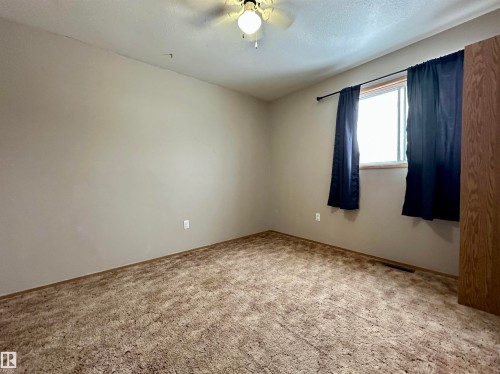 4903 52 Avenue, La Corey, AB - Indoor Photo Showing Other Room