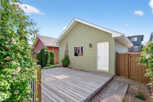 3327 Weidle Way, Edmonton, AB - Outdoor With Exterior