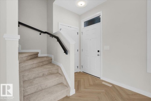 2127 Crossbill Lane, Edmonton, AB - Indoor Photo Showing Other Room