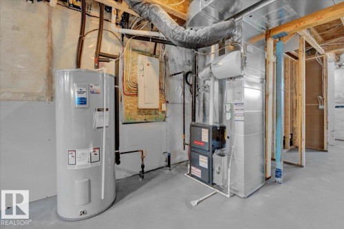 2127 Crossbill Lane, Edmonton, AB - Indoor Photo Showing Basement