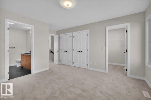 2127 Crossbill Lane, Edmonton, AB - Indoor