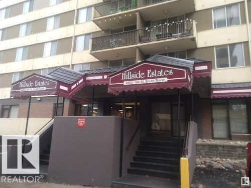 207 9903 104 Street  Edmonton, AB T5K 0E4