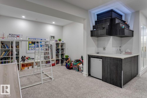 14643 92A Avenue, Edmonton, AB - Indoor