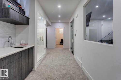 14643 92A Avenue, Edmonton, AB - Indoor Photo Showing Other Room