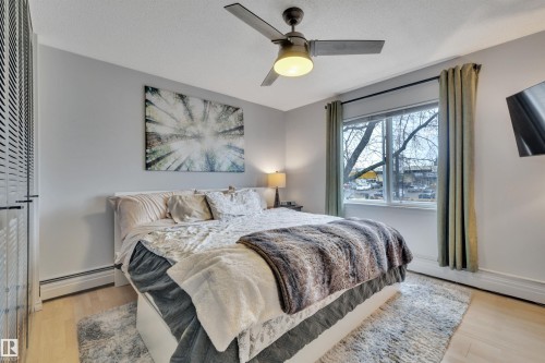 203 11430 40 Avenue, Edmonton, AB - Indoor Photo Showing Bedroom