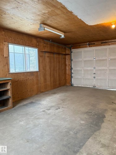 49308 Rr 75, Drayton Valley, AB - Indoor Photo Showing Garage