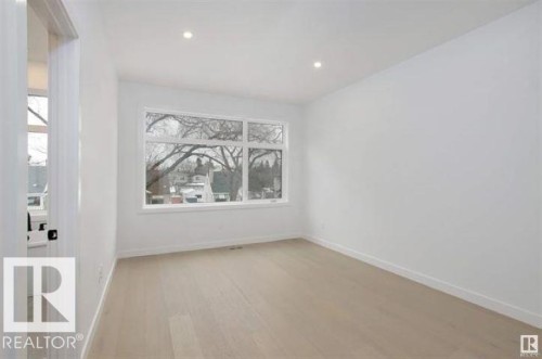 11016 132 Street, Edmonton, AB - Indoor Photo Showing Other Room