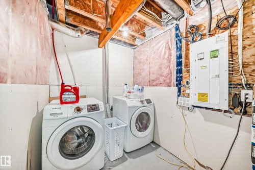 246 Hawks Ridge Boulevard, Edmonton, AB - Indoor Photo Showing Laundry Room