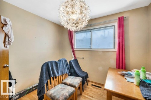 8942 155 Street, Edmonton, AB - Indoor