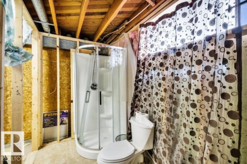 8942 155 Street, Edmonton, AB - Indoor