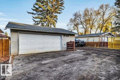 8942 155 Street, Edmonton, AB - Outdoor