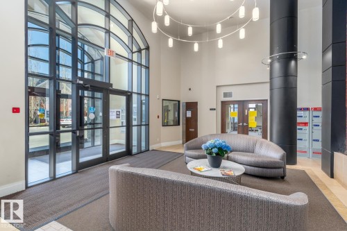 408 9020 Jasper Avenue, Edmonton, AB - Indoor Photo Showing Other Room