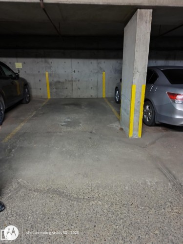 809 11211 85 Street, Edmonton, AB - Indoor Photo Showing Garage